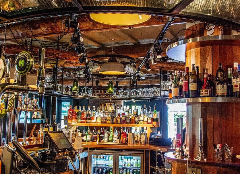 Bar Photo