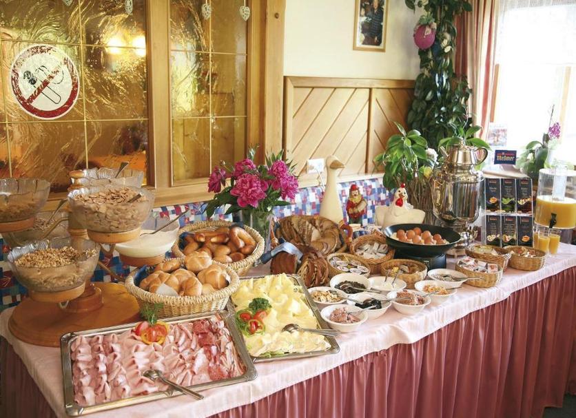 Buffet Photo