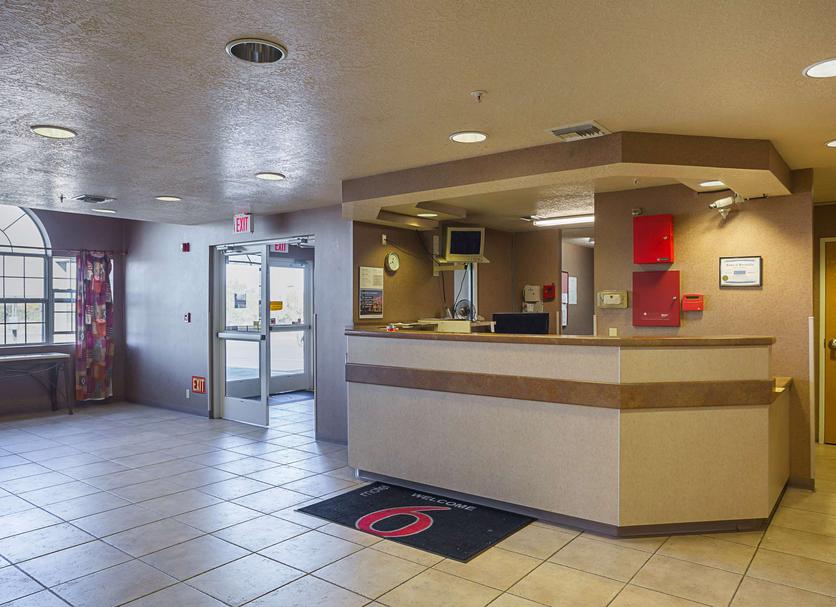 Front desk Photo