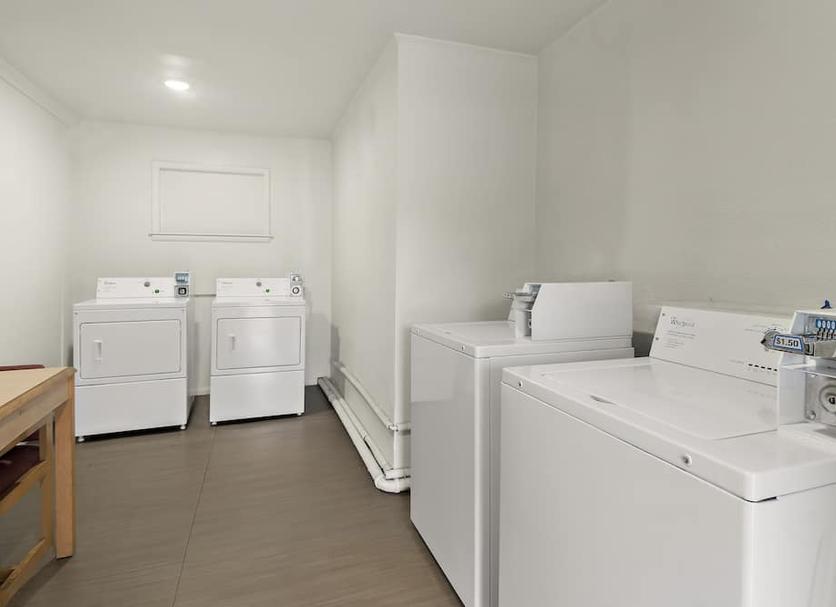 Laundry facility Photo