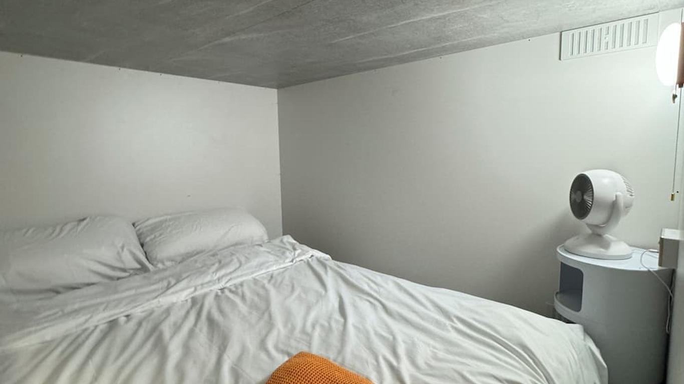 Komo Pod Hotel