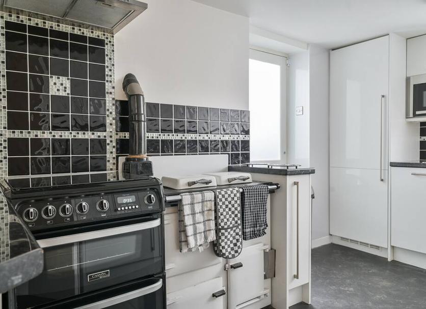 Kitchen Photo