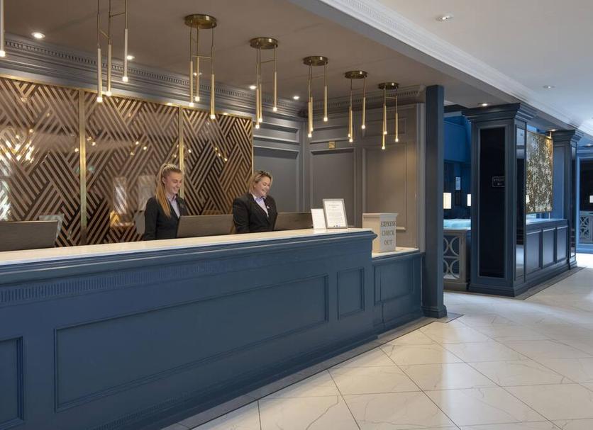 Front desk Photo