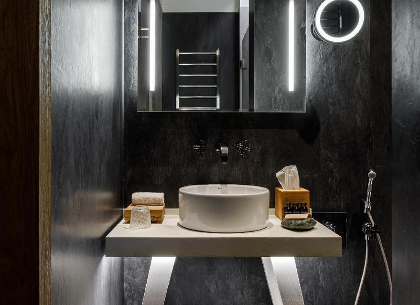 Bathroom Photo