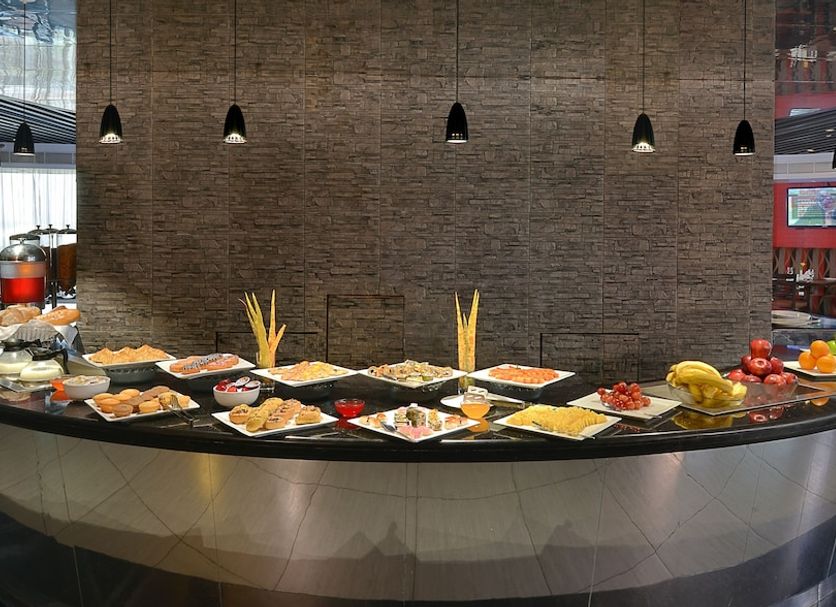 Buffet Photo