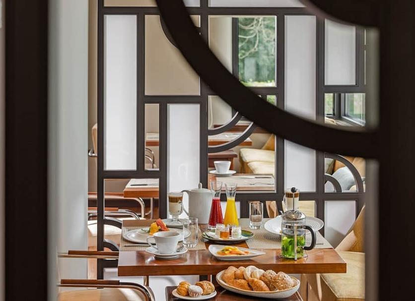 Dining room Photo