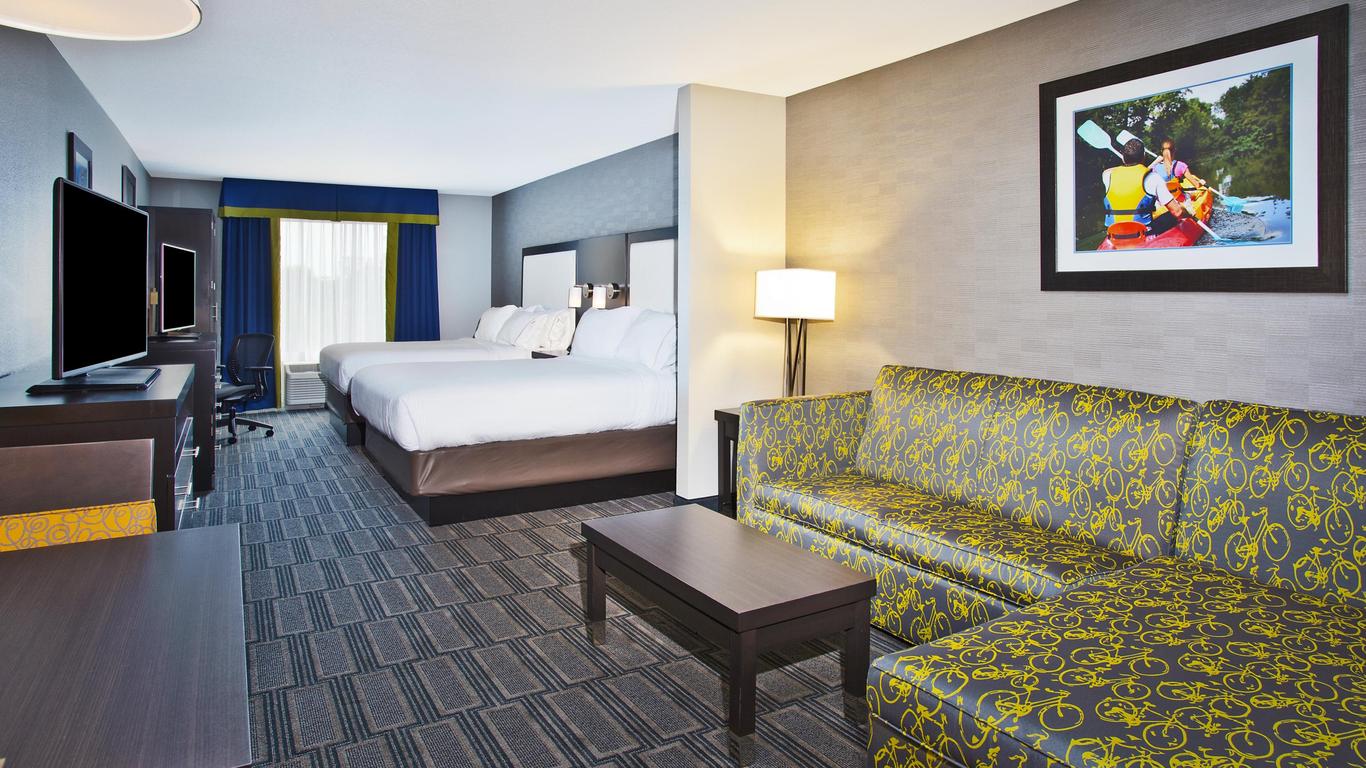 Holiday Inn Express & Suites Ann Arbor West, An IHG Hotel