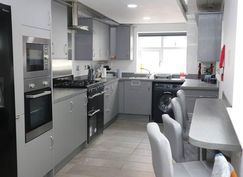 Kitchen Photo
