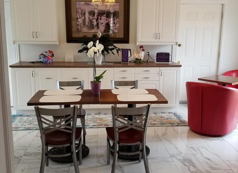 Dining room Photo