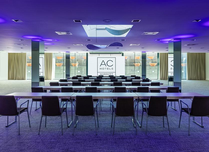 Conference room Photo