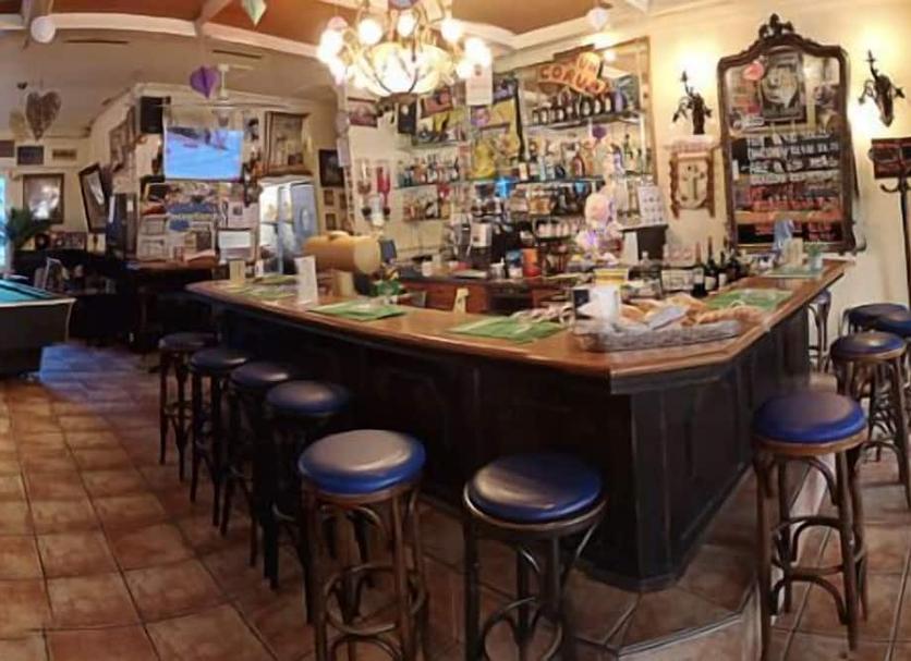 Bar Photo