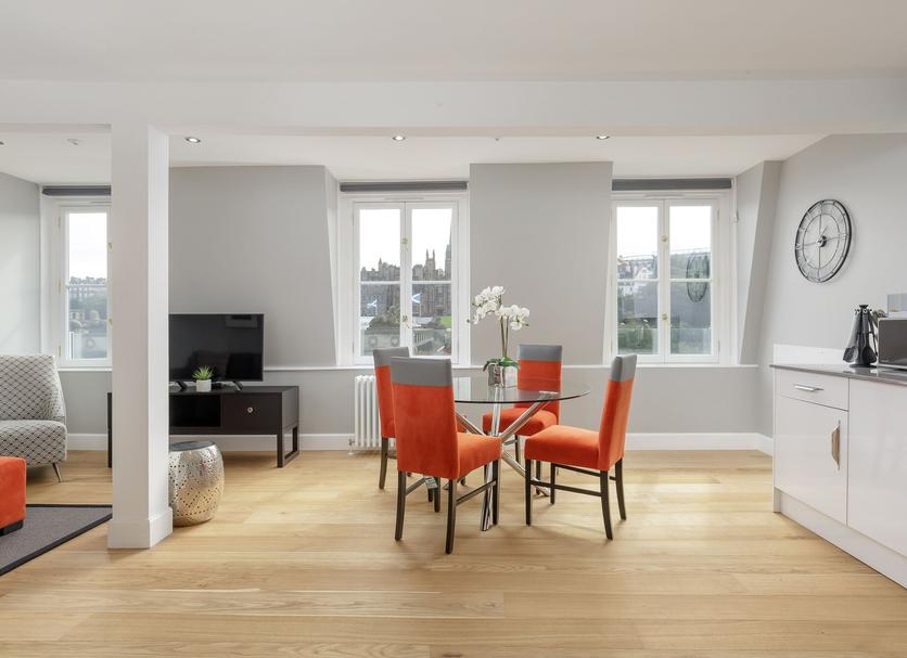 Dining room Photo