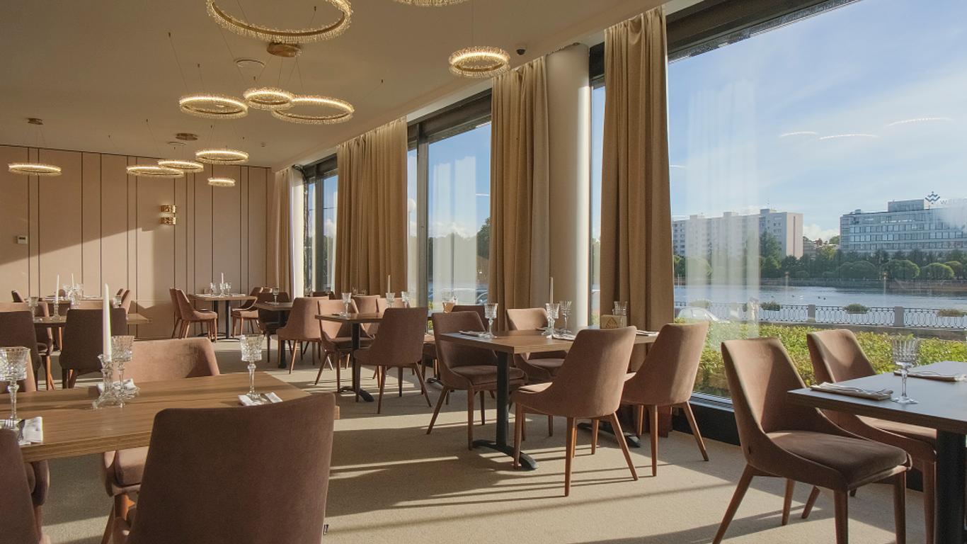 Hotel Druzhba