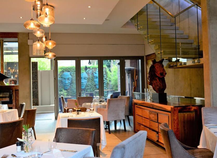 Restaurant Photo