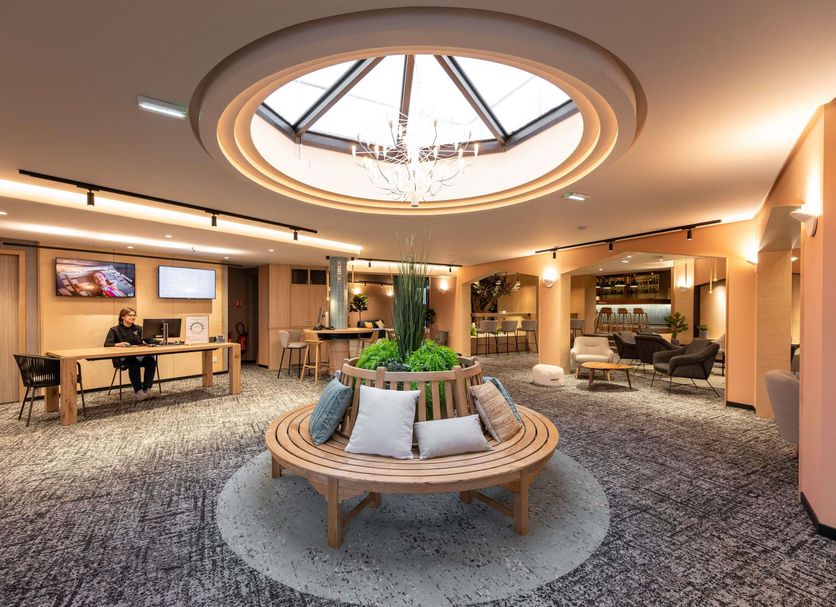 Lobby Photo
