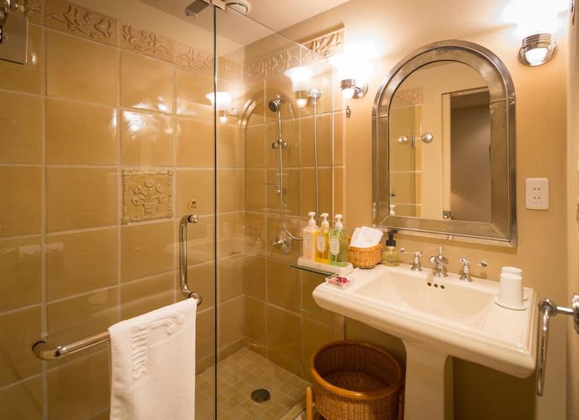 Bathroom Photo