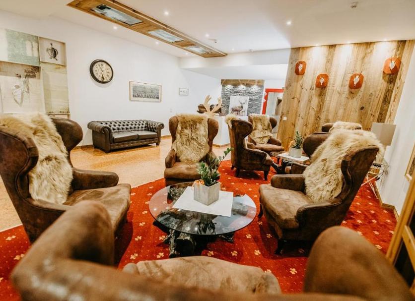 Lounge Photo