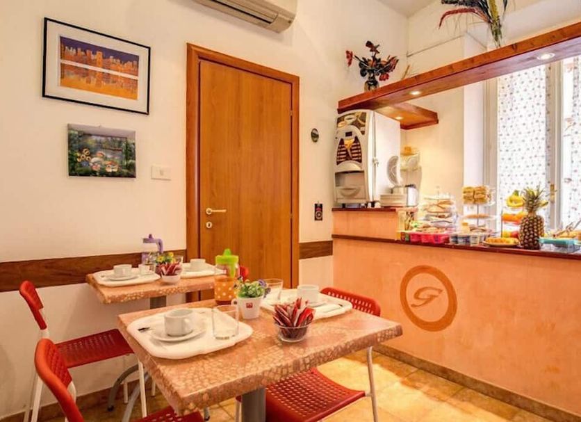 Dining room Photo