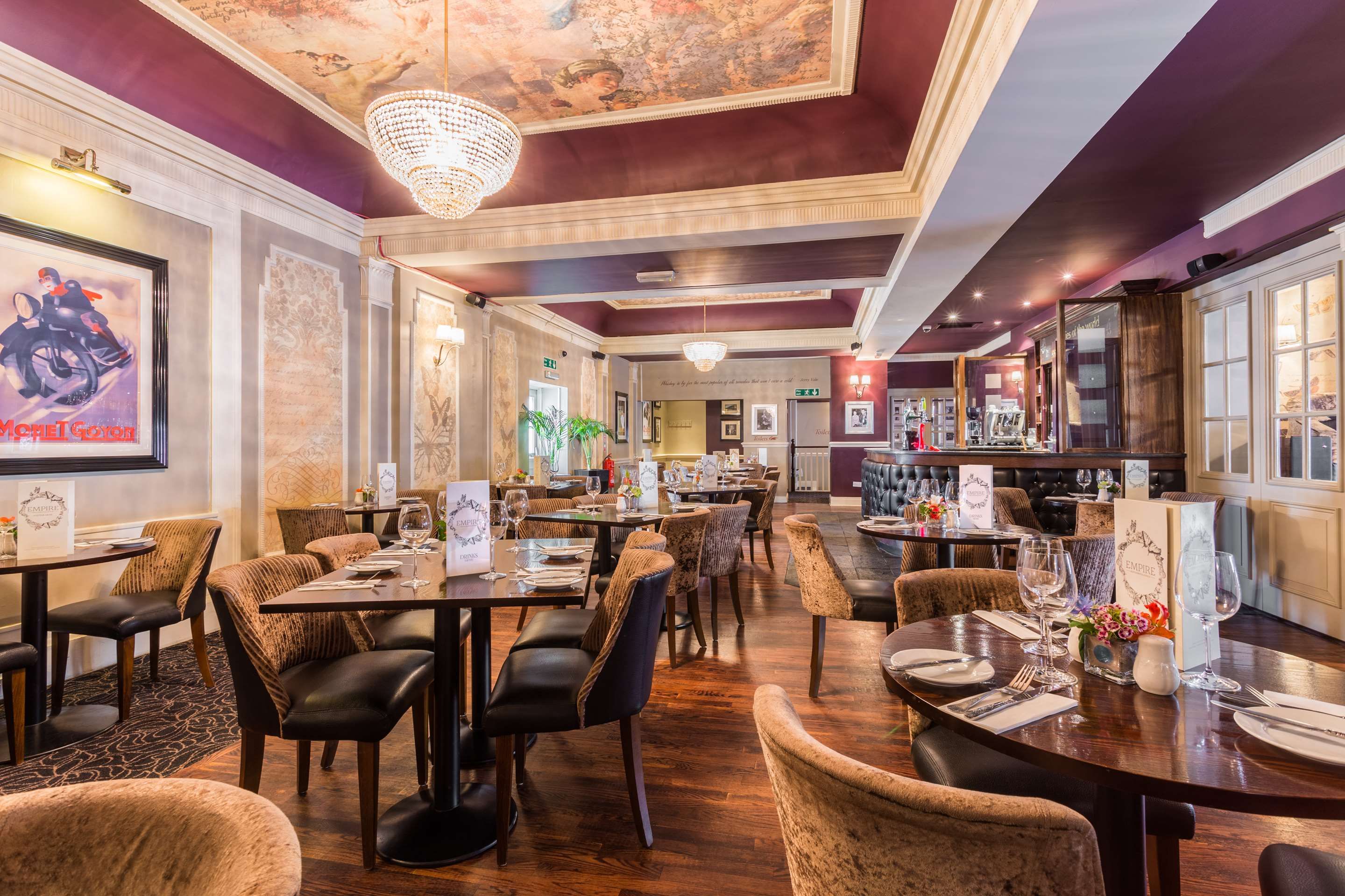 Restaurant Photo
