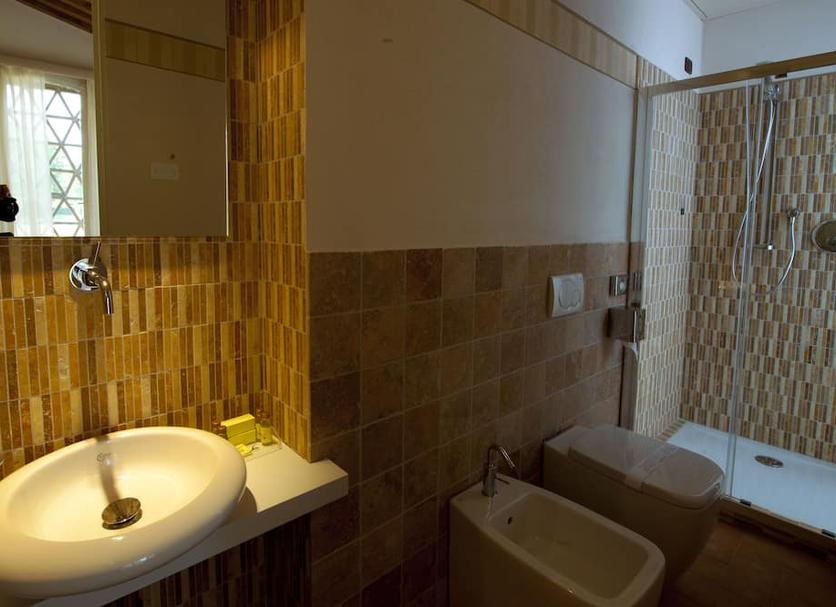 Bathroom Photo