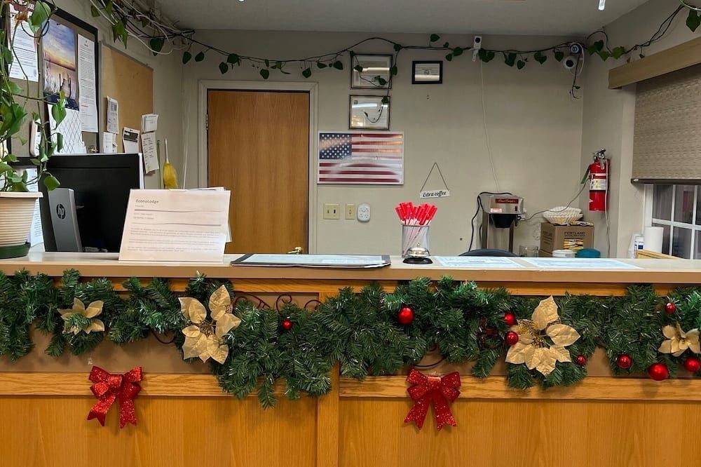 Front desk Photo