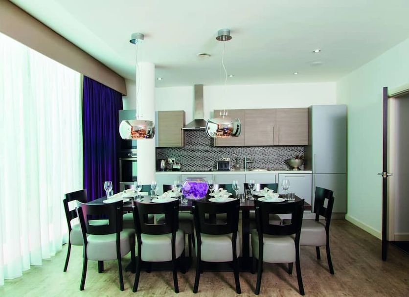Dining room Photo
