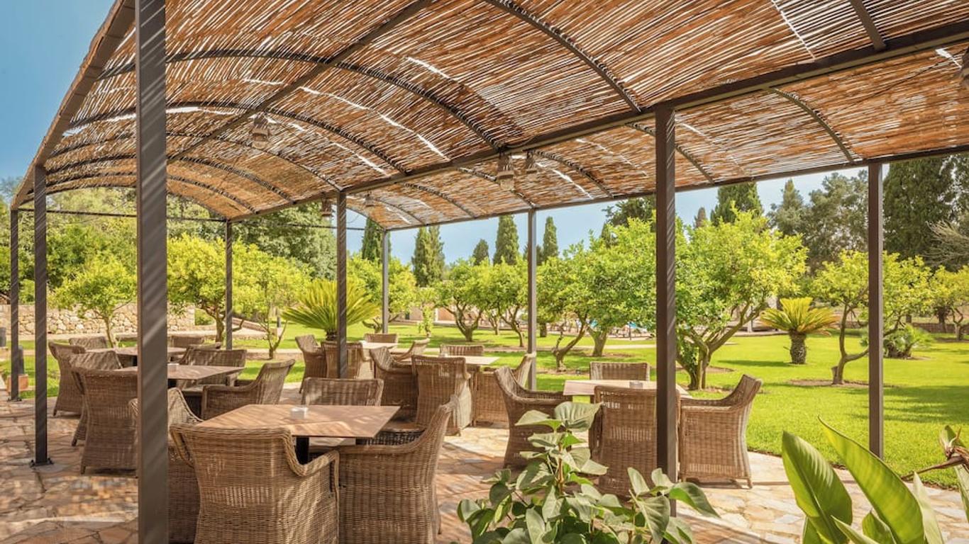 Finca Son Roig by Valentin