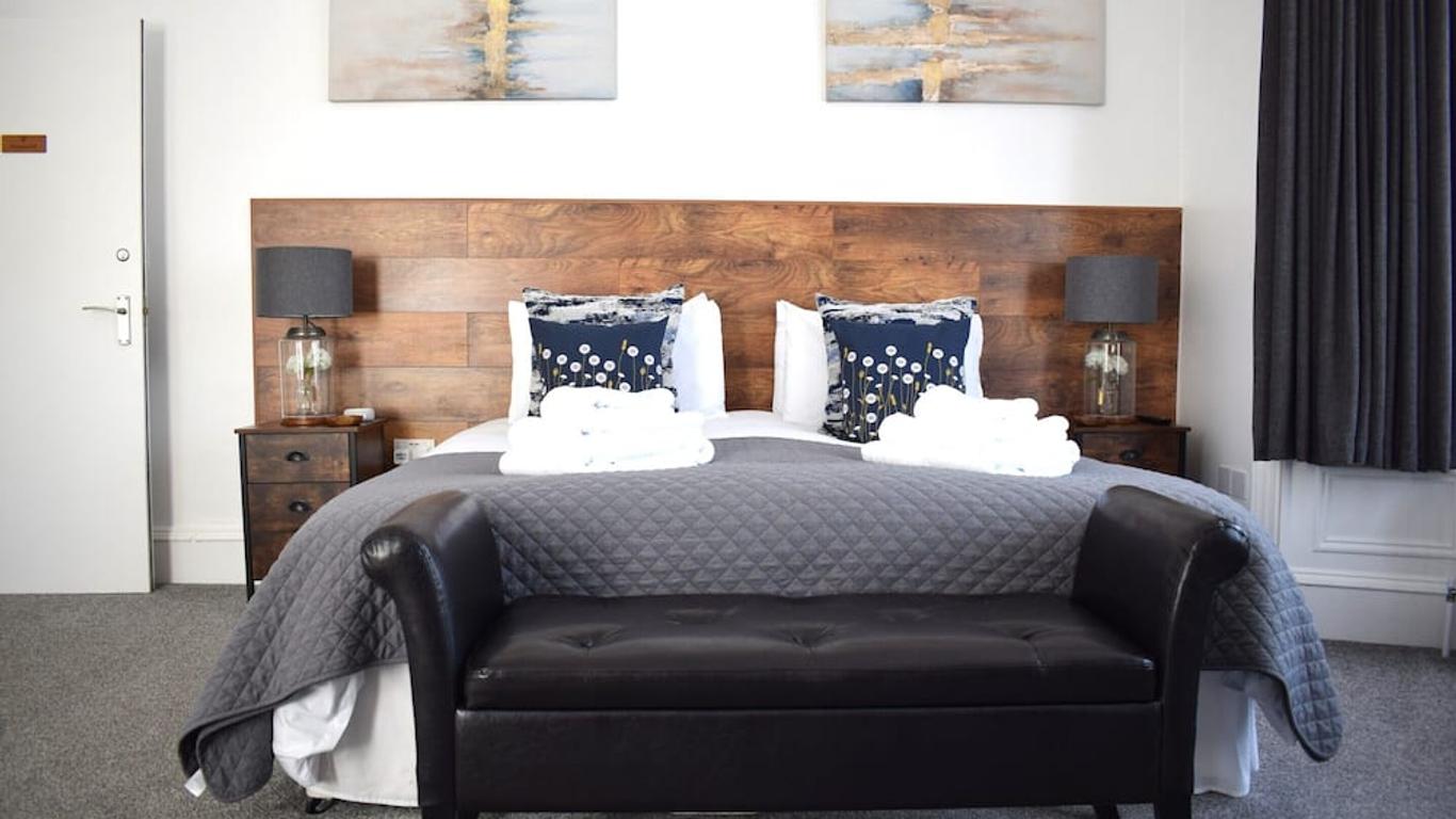 Woodlyn Guest House