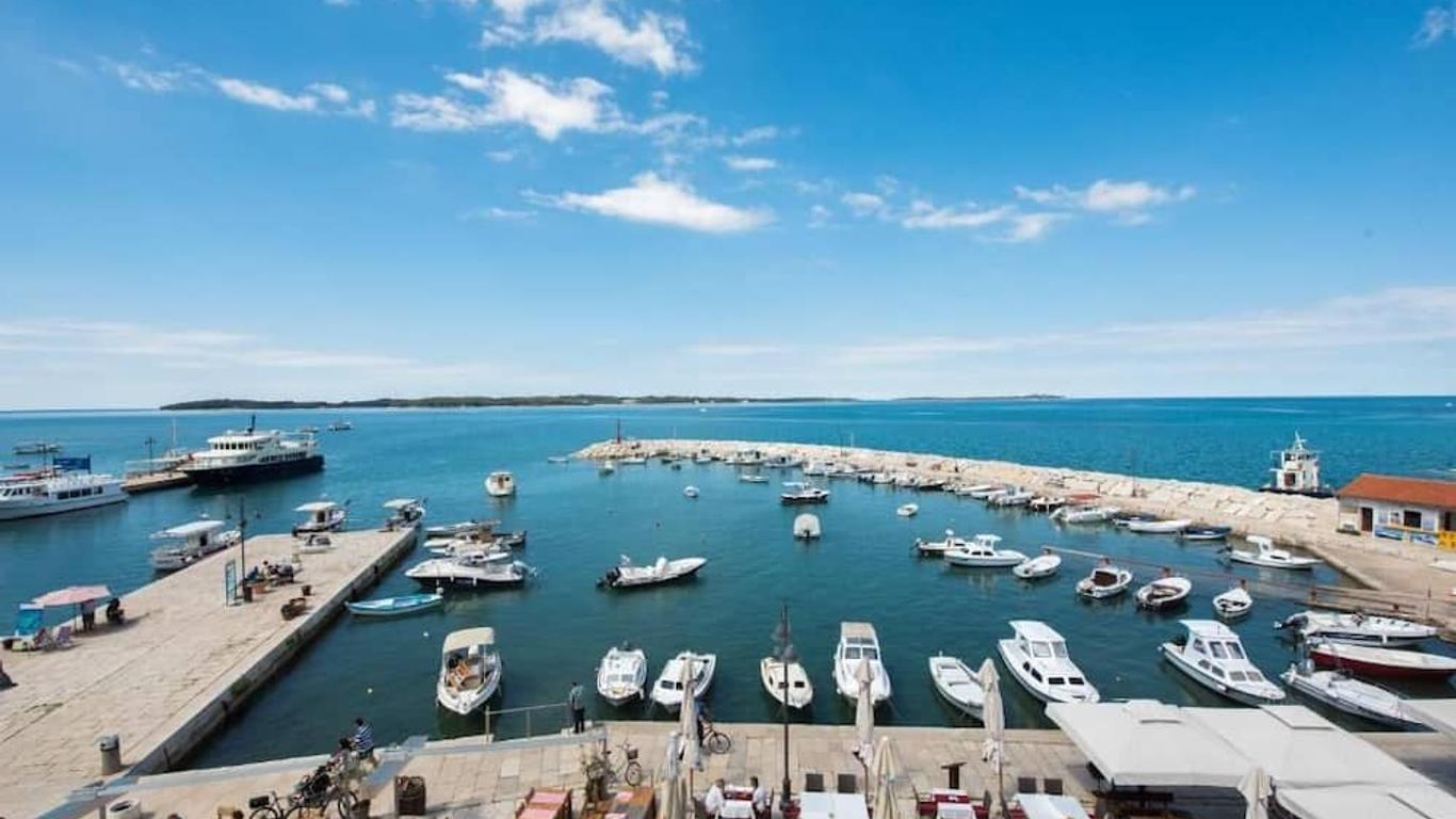 Hotel Marina