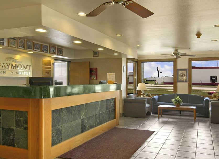 Front desk Photo
