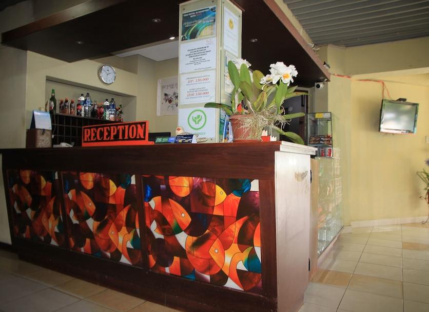 Front desk Photo