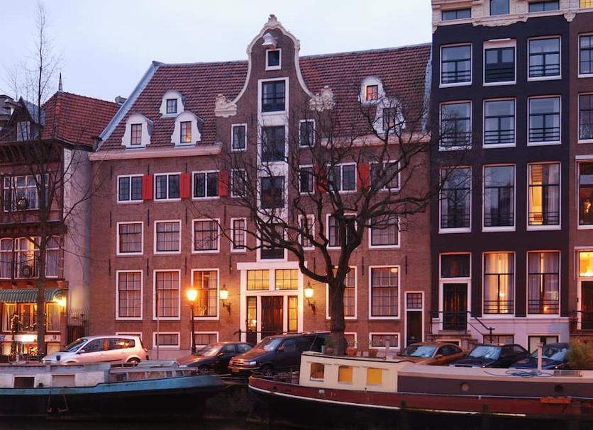 Building Photo