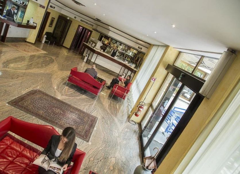 Lobby Photo