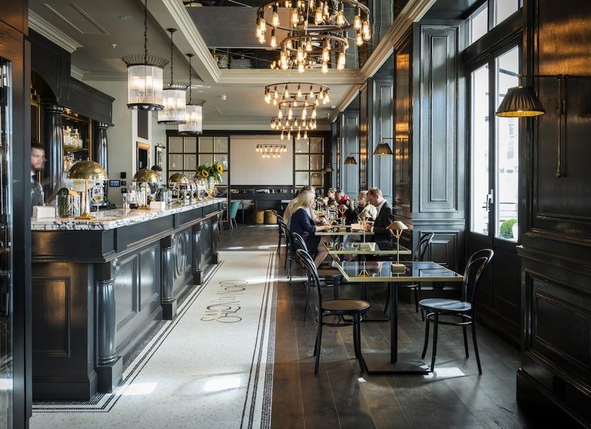 Restaurant Photo