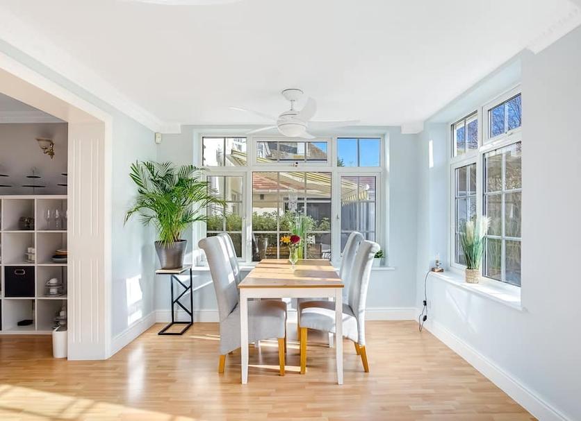 Dining room Photo