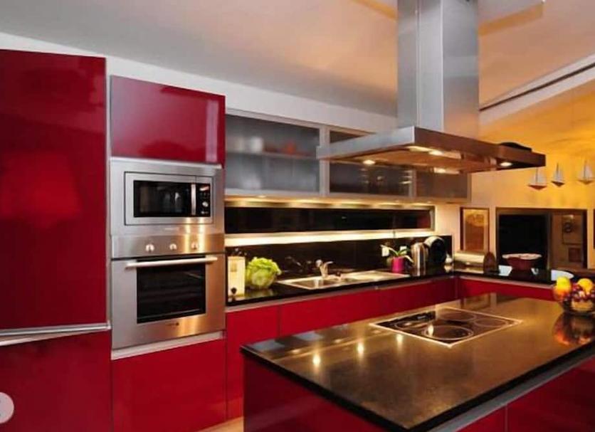 Kitchen Photo