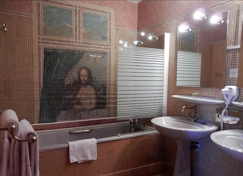 Bathroom Photo