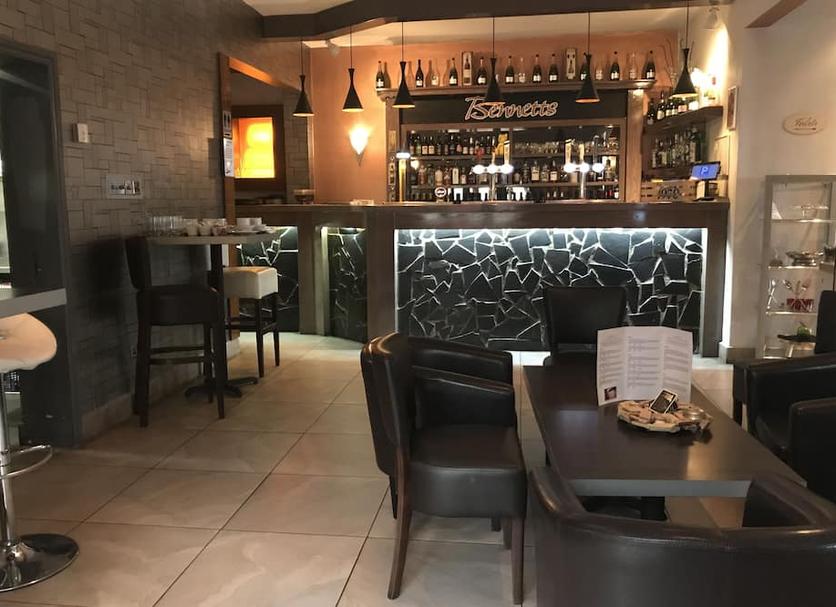 Bar Photo