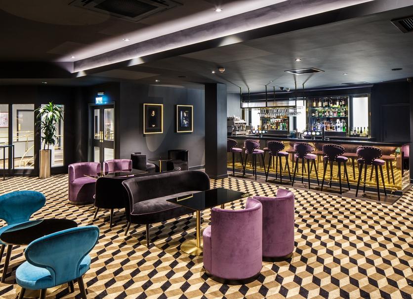 Bar Photo