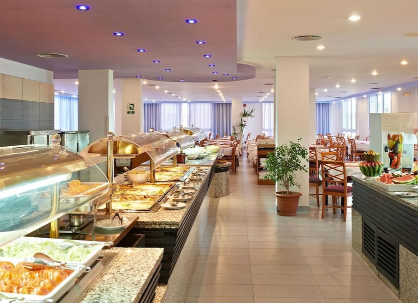Buffet Photo