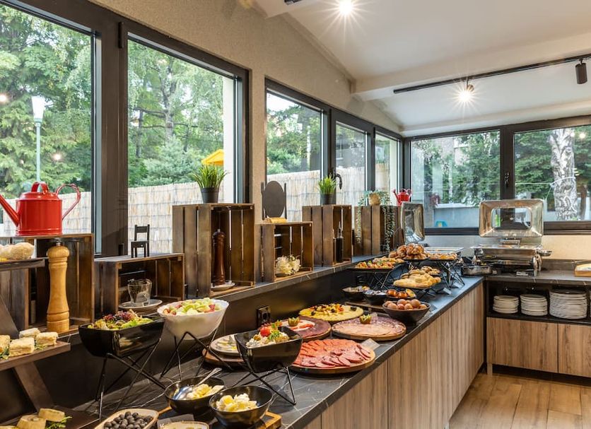 Buffet Photo
