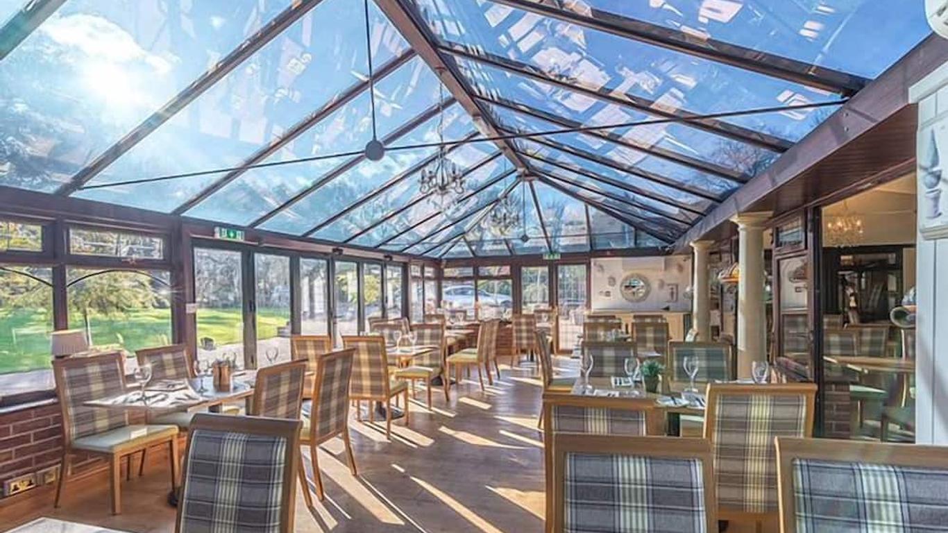 The Stanwick Hotel