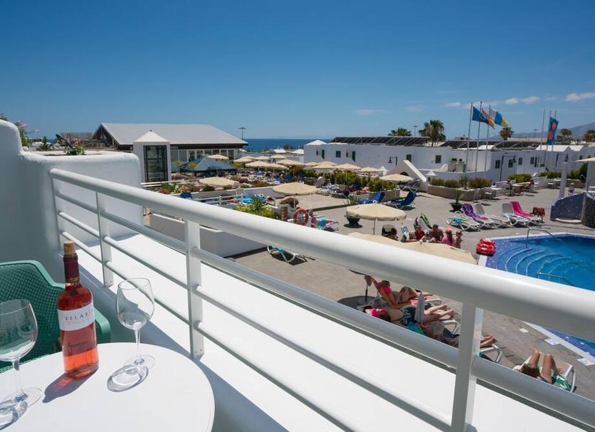 Balcony Photo