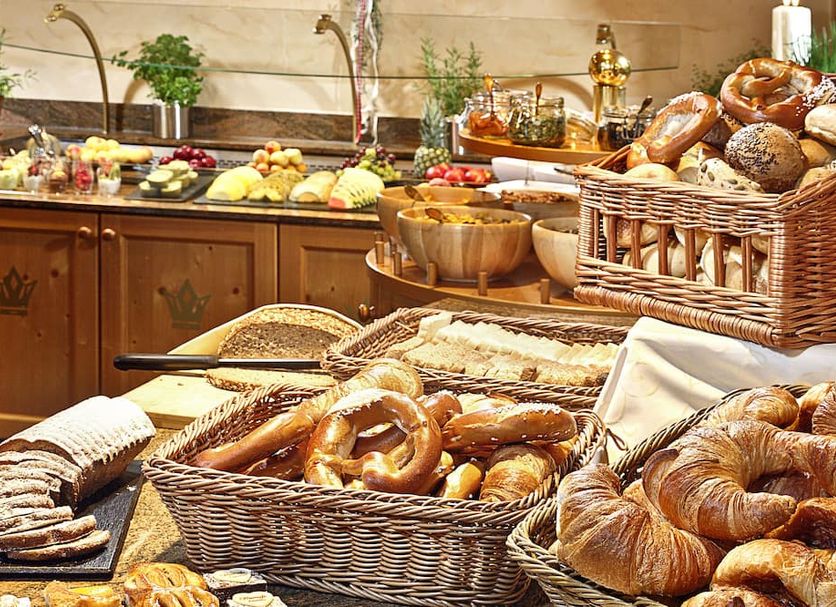 Buffet Photo