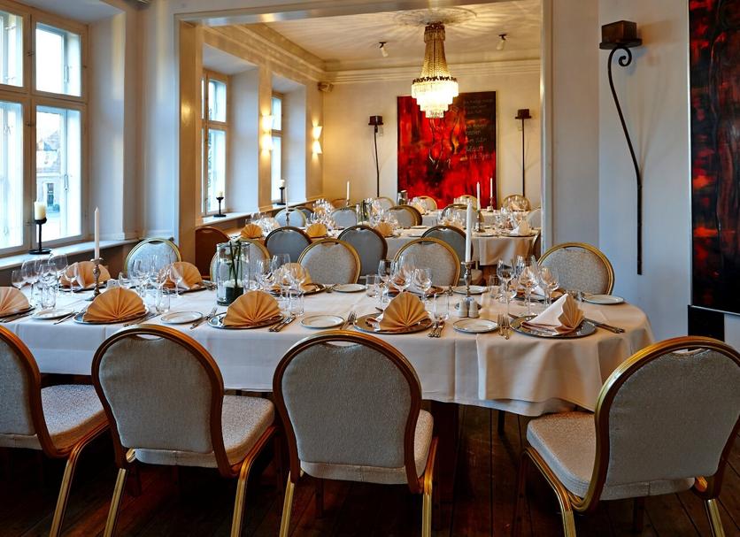 Banquet hall Photo