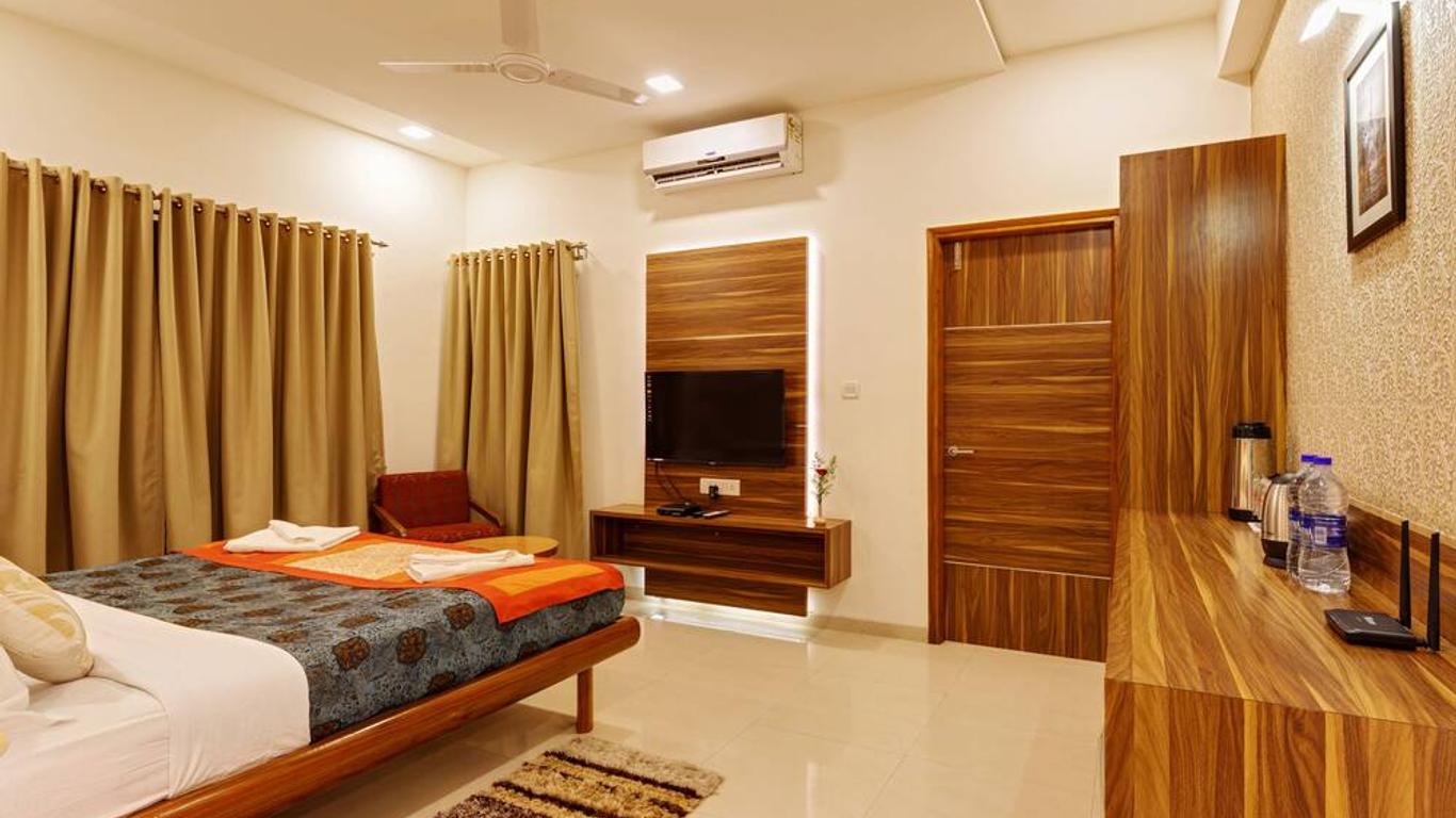 Hotel Woodland Kolhapur