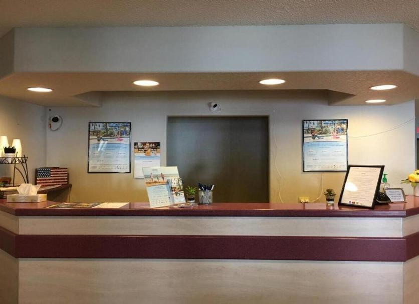 Front desk Photo