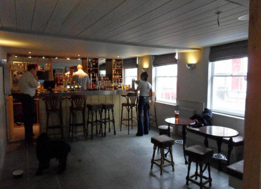 Bar Photo