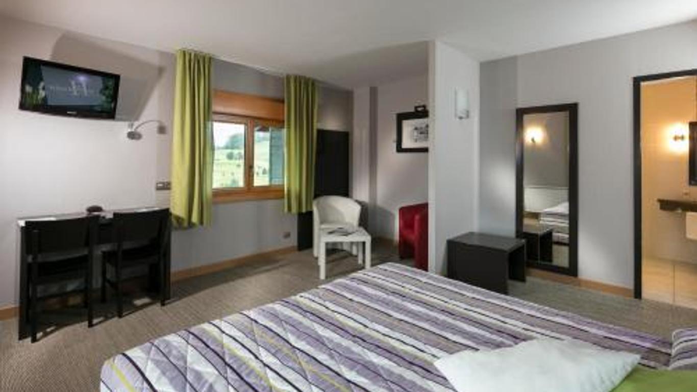 Hotel le Mont Saint-Jean