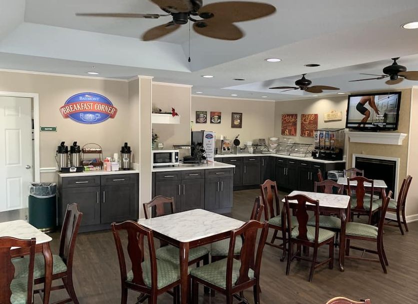 Restaurant Photo